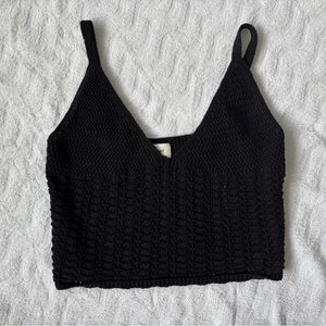 Aritzia Wilfred Evie crochet black crop tank in 100% cotton Womens size Small